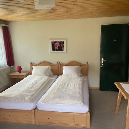 Hotel Restaurant Gommerhof Reckingen Ruang foto