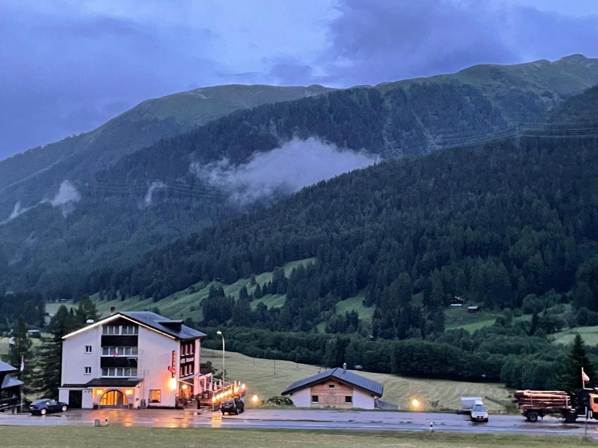 Hotel Restaurant Gommerhof Reckingen Bagian luar foto