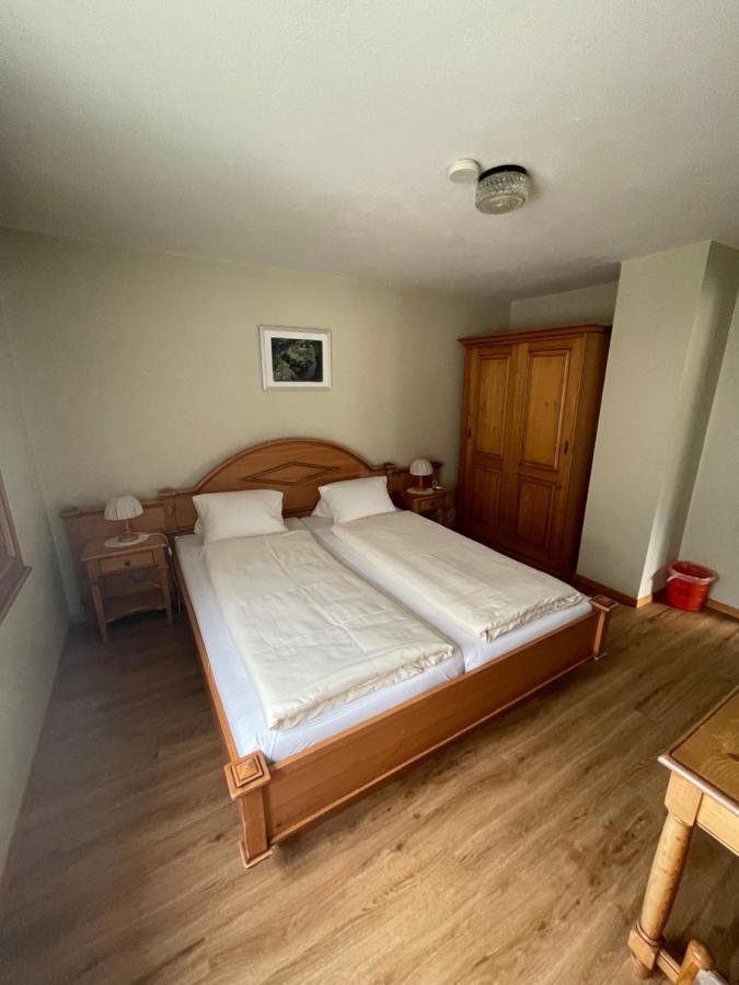 Hotel Restaurant Gommerhof Reckingen Bagian luar foto