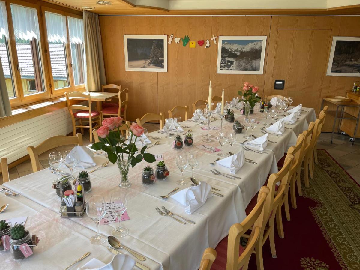 Hotel Restaurant Gommerhof Reckingen Bagian luar foto