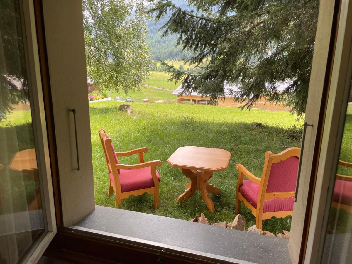 Hotel Restaurant Gommerhof Reckingen Bagian luar foto